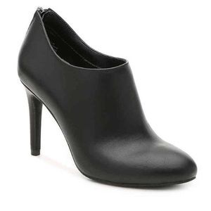 Katie & Kelly Laylia black high heels . Size 8